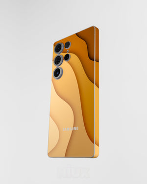 Skin premium para Samsung diseño Flux Sienna, vista frontal inclinada con textura mate